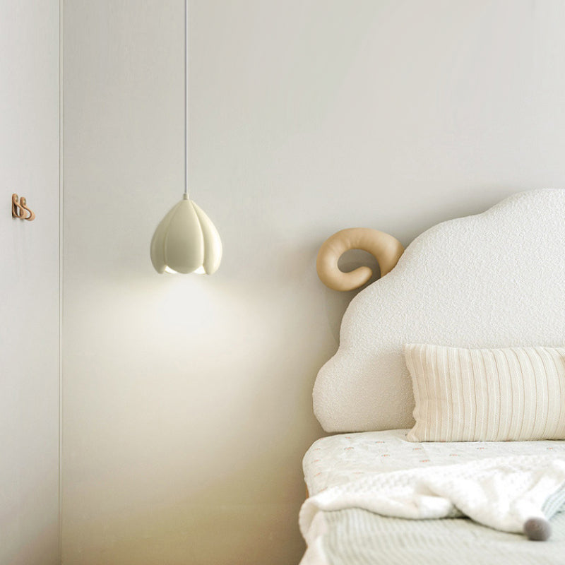 Flower_Bud_Pendant_Light_10