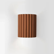 Pleated_Resin_Wall_Lamp_19