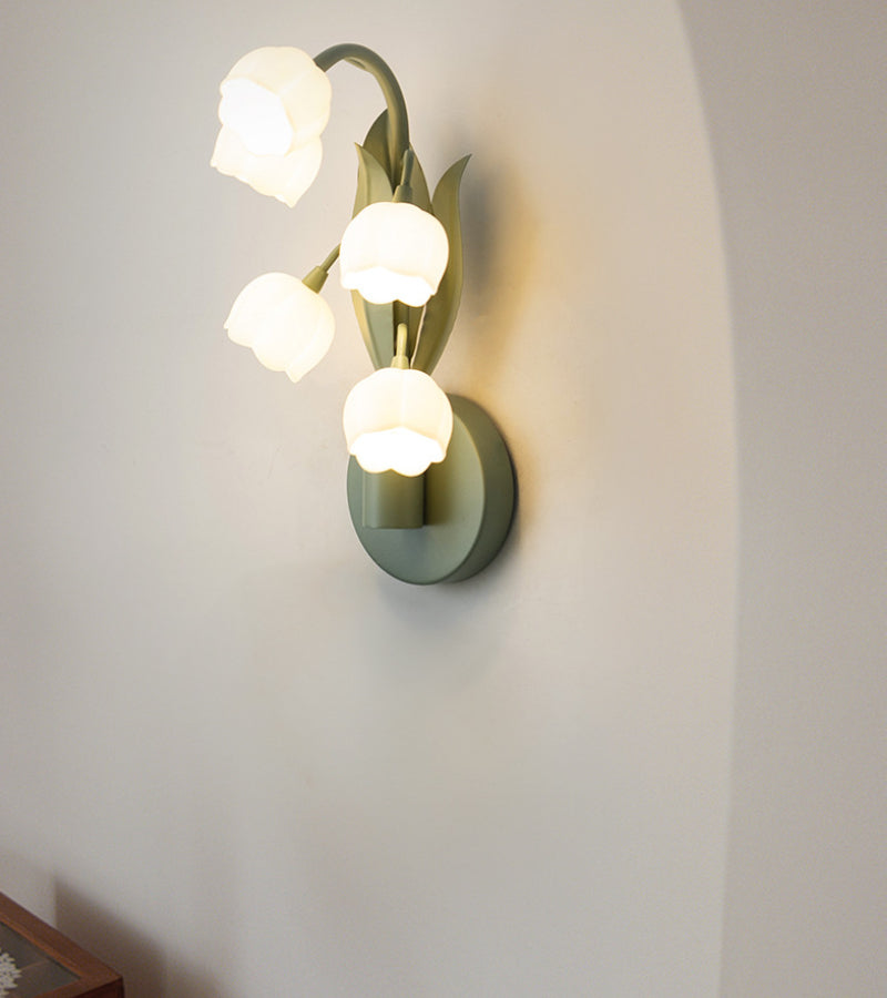 Valley_Lily_Wall_Lamp_14