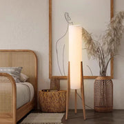 Wooden_Floor_Lamp_02